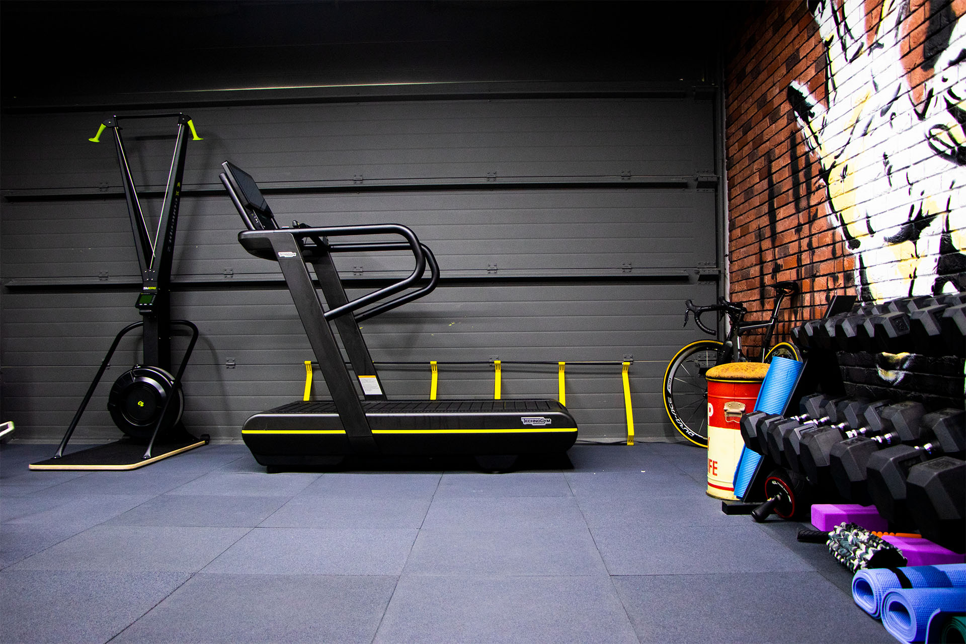 Garage Gym _0008_IMG_9799